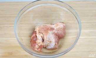 Салат шашлычный со свининой - фото шаг 1