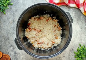 Рис с мясом в мультиварке - фото шаг 7
