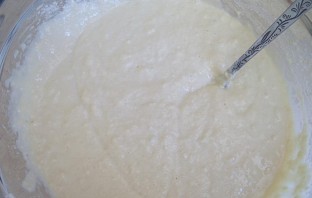 Дрожжевое тесто на молоке - фото шаг 2