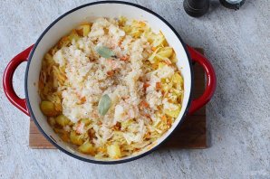 Овощное рагу с картофелем и капустой - фото шаг 9