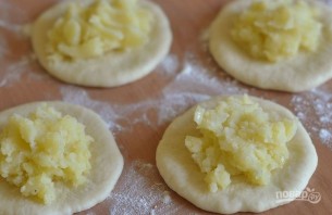 Жареные пирожки с картошкой без дрожжей - фото шаг 5