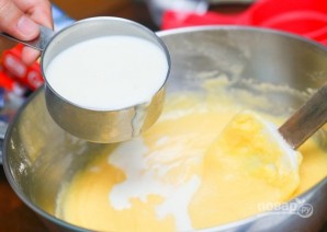 Домашние капкейки на молоке - фото шаг 4