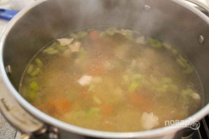 Вкусный куриный суп с лапшой - фото шаг 9