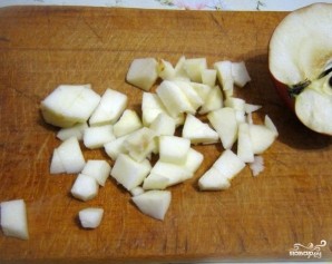Салат с пекинской капустой, яблоком и копченой колбасой - фото шаг 6