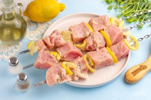 Шашлык из свинины с лимоном - фото шаг 6