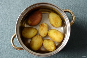 Мятый картофель в духовке - фото шаг 3