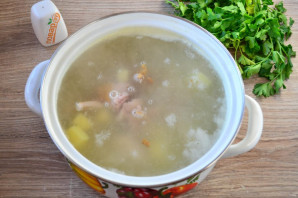 Суп с копченой курицей и плавленным сыром - фото шаг 7