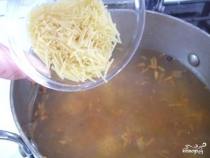 Суп с бычками в томатном соусе - фото шаг 5