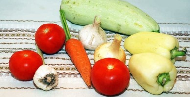 Вегетарианская лазанья (с кабачком и помидором) - фото шаг 1