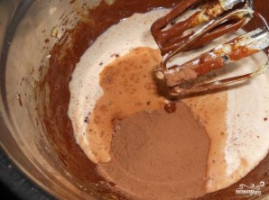 Шоколадный торт с грушами - фото шаг 3