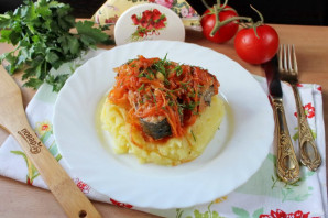 Пеленгас в томатном соусе в духовке - фото шаг 10
