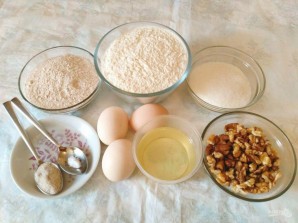 Печенье яичное с орехами - фото шаг 1