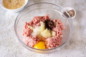 Мясные тефтели с рисом - фото шаг 3