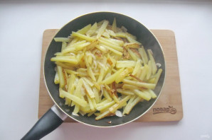 Жареная картошка с куриным филе - фото шаг 4