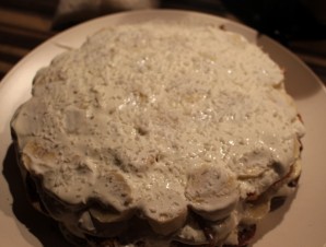 Торт без выпечки с "Рафаэлло" - фото шаг 9