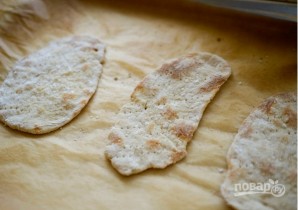 Бездрожжевые хлебцы в духовке - фото шаг 4