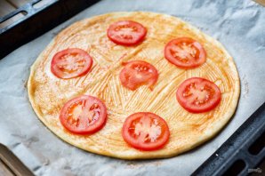 Пицца с оливками и креветками - фото шаг 8