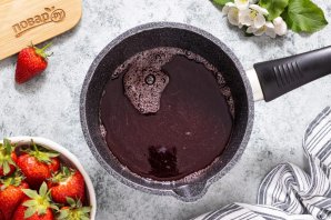 Клубничный сироп - фото шаг 10