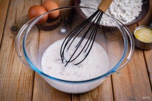 Сдобное дрожжевое тесто для булочек - фото шаг 3