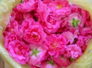Розовое варенье пятиминутка - фото шаг 1