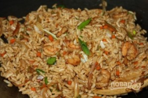 Жареный рис с креветками и овощами - фото шаг 6