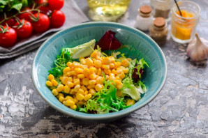Салат с брокколи и кукурузой - фото шаг 3