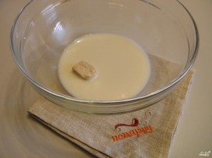 Вкусные блинчики на молоке - фото шаг 2