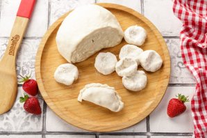 Вареники с клубникой
