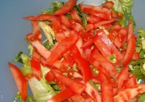 Простой салат с каперсами - фото шаг 3