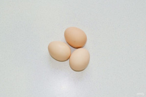 Яйца фаршированные тунцом - фото шаг 2