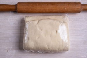 Слоеные пирожки с сыром и луком - фото шаг 21