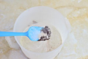 Шоколадный слоеный торт - фото шаг 10