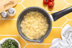 Макароны с шампиньонами - фото шаг 2