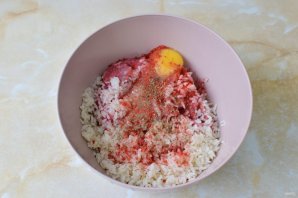Тефтели с рисом - фото шаг 10