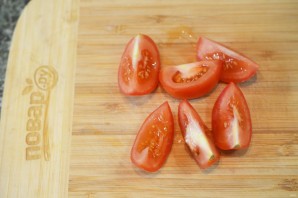 Салат из авокадо и красного лука - фото шаг 1