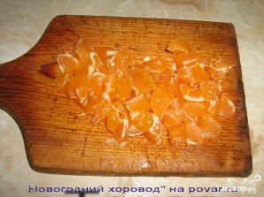 Салат фруктовый в ананасе - фото шаг 4