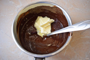 Глазурь для торта из шоколада и сливок - фото шаг 4
