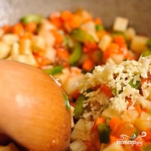 Суп с фрикадельками и помидорами - фото шаг 14