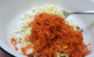 Лаваш с курицей и корейской морковкой - фото шаг 2