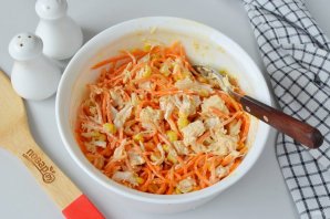 Салат из моркови по-корейски с курицей - фото шаг 5