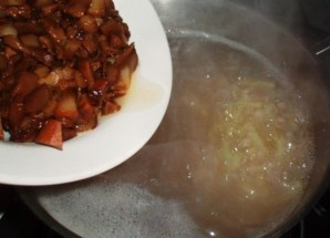 Суп с маринованными грибами   - фото шаг 10