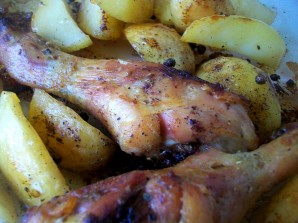 Голень куриная с картошкой - фото шаг 9