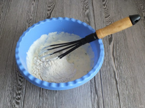 Заливной пирог с фрикадельками - фото шаг 5