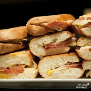 Сэндвич с ветчиной и сыром - фото шаг 6