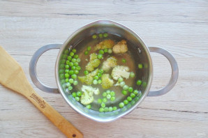 Суп с брюссельской капустой и брокколи - фото шаг 4