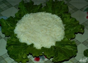 Рыбный салат из консервов с рисом - фото шаг 7
