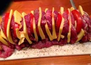 Мясо с сыром и помидорами в духовке - фото шаг 5