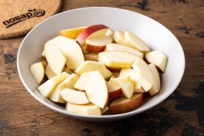 Варенье из яблок с грецкими орехами и лимоном - фото шаг 2