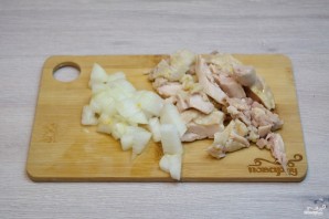 Фунчоза с курицей и овощами - фото шаг 1