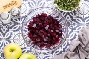 Салат из свеклы и яблок